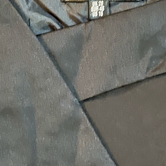 NWOT Missguided Off the shoulder Dress plus size 16 - Picture 3 of 3